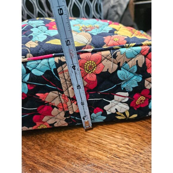 Vera Bradley Happy Snails Purse Travel Bag IPad Case Set Retired Pattern - Picture 14 of 15